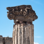 Pompeii-column