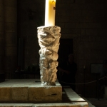 Sant-Antimo_altar-candle